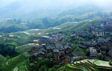 Fshati i moshës së tretë