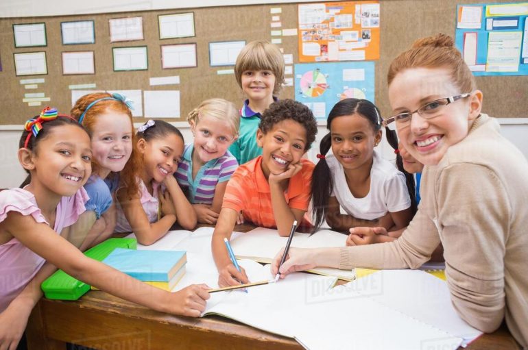 “Ëndrra fillon me një mësues që beson tek ju”