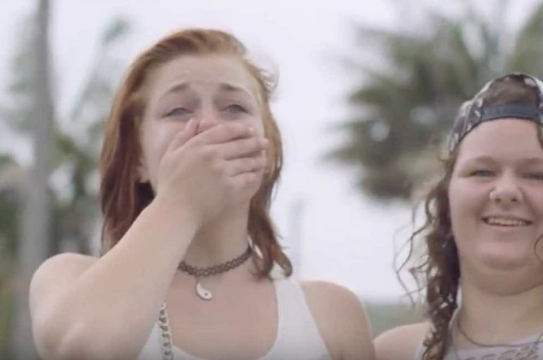 Shohin oqeanin për herë të parë, adoleshentët jetimë rrëfejnë aventurën emocionuese