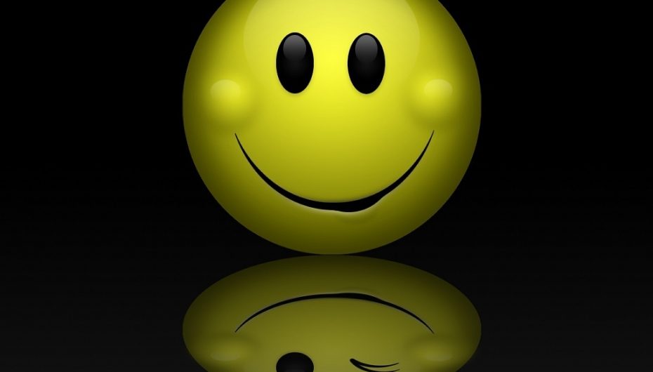 “Duhet të qeshim me njeriun që të mos qajmë për të”