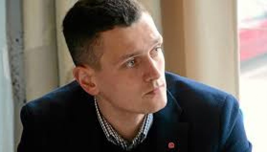 “Partia dhe shqiptarët më kanë sjellë sukses”, Dibrani fiton mandatin e tretë si deputet në Suedi