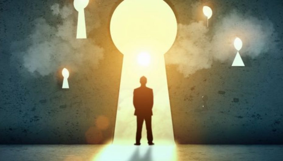 “Mëso nga e djeshmja, jeto të sotmen, shpreso për të nesërmen. E rëndësishme është të mos ndalesh së pyeturi”