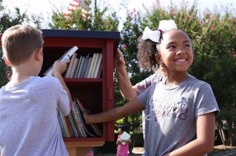 Krijohen 75,000 biblioteka falas në 88 vende të botës