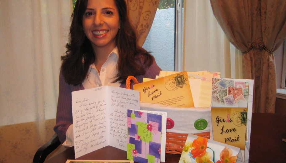 Gruaja themelon organizatë që shpërndan letra frymëzimi pasi u diagnostifikua me kancer