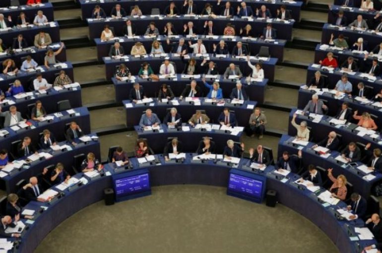 Qytetarët e Kosovës të barabartë me ata europianë