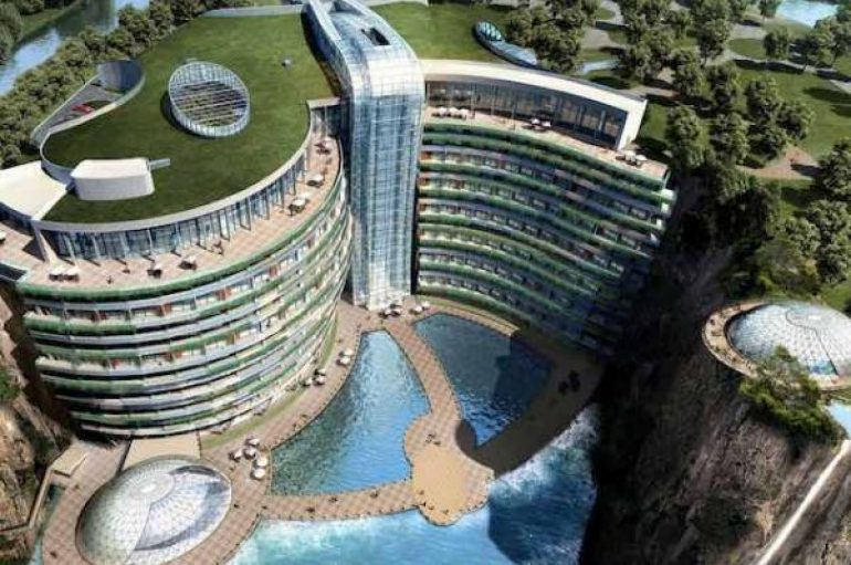 Arkitektët krijojnë hotelin mahnitës në një miniere të braktisur