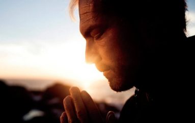 Çdo mendim pozitiv është një lutje e heshtur që do t’ju ndryshojë jetën