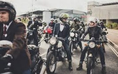 Shëtitja vjetore me biçikletë, zotërinjtë nga e gjithë bota luftojnë stereotipin negativ