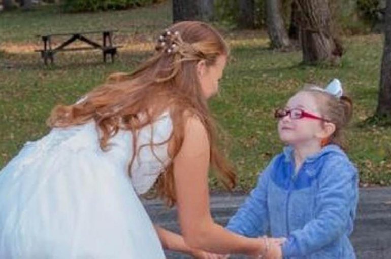 Vajza autike ngatërron nusen me Hirushen, pas gjestit emocionues, rrjeti mblidhet ta dërgojë në Disney World