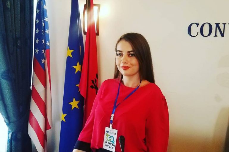 Një shoqëri e zhvilluar, “merr frymë” nga të rinjtë