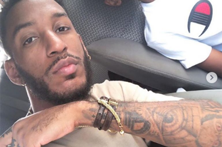 I biri dhunohet në shkollë, babai kalon ditën me bulluesin