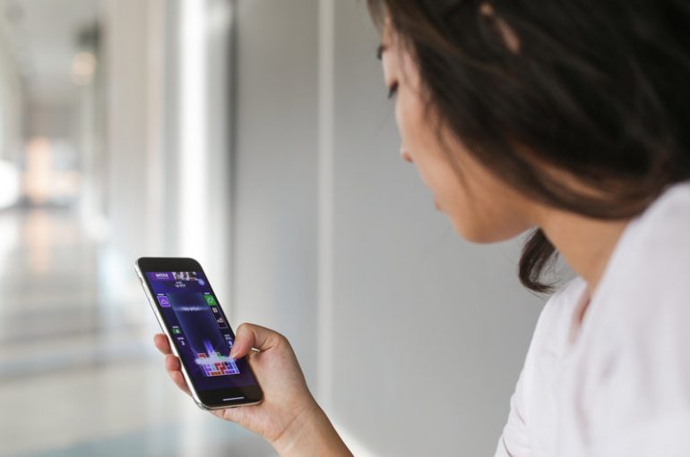 Kur të ndjeheni të stresuar ose të shqetësuar, ky studim thotë se duhet të luani tetris