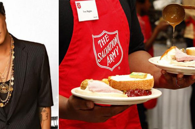 Bruno Mars dhuron ushqim për 24.000 njerëz