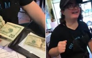 Kamerierja me nevoja të veçanta fluturon nga gëzimi, merr bakshish të madh nga klienti