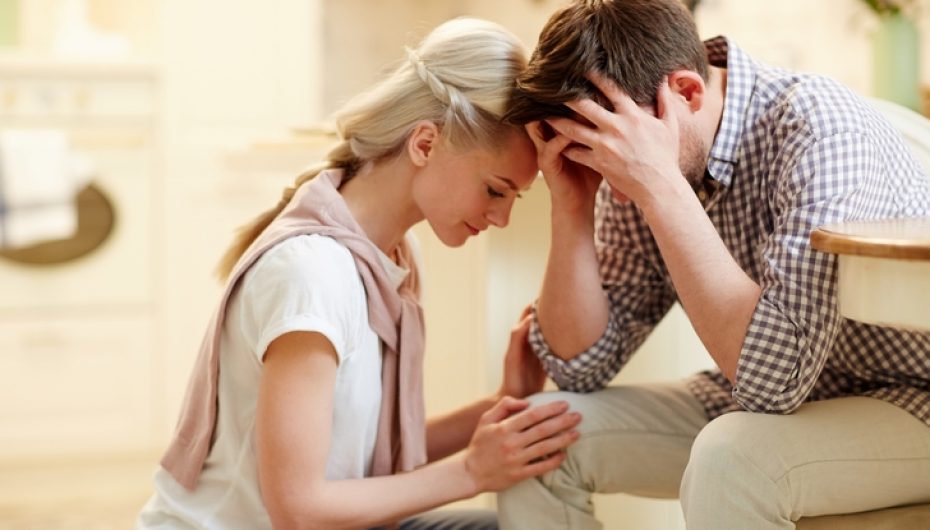 Studimi: Të mendosh për personin e zemrës, ul stresin njëlloj sikur ta kesh pranë