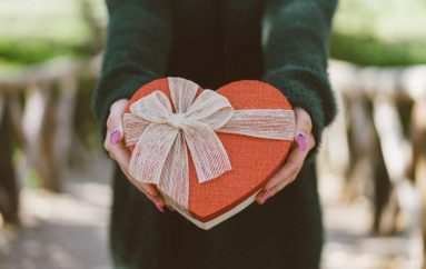 Dhurata më e mirë për Shën Valentin? Nuk është nevoja ta blesh