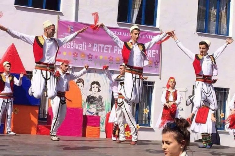 Fabjoni, i riu i talentuar që mikson shkencën, kërcimin dhe letërsinë: Kujtimet s’mund të blihen as nga pasuria e të gjithë botës