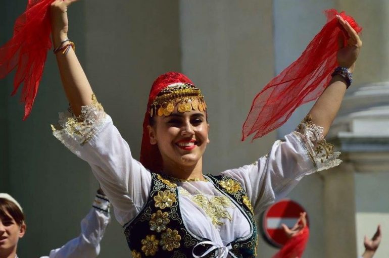 Një yll në ngjitje, njihuni me Eridën valltaren që inspiron të rinjtë drejt artit