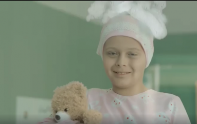 Me pak mund t’i bësh të tjerët të buzëqeshin