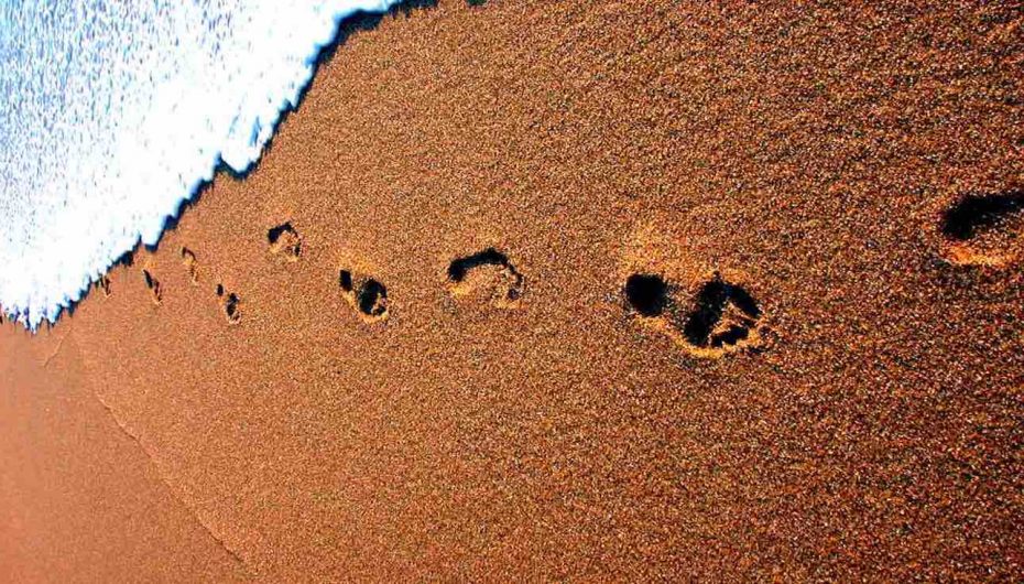 “Ju kurrë s’do lini gjurmë që zgjasin nëse ecni në majat e gishtërinjve”