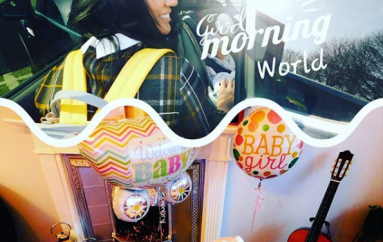 Braktisi muzikën, këngëtarja shqiptare sjell në jetë një vajzë