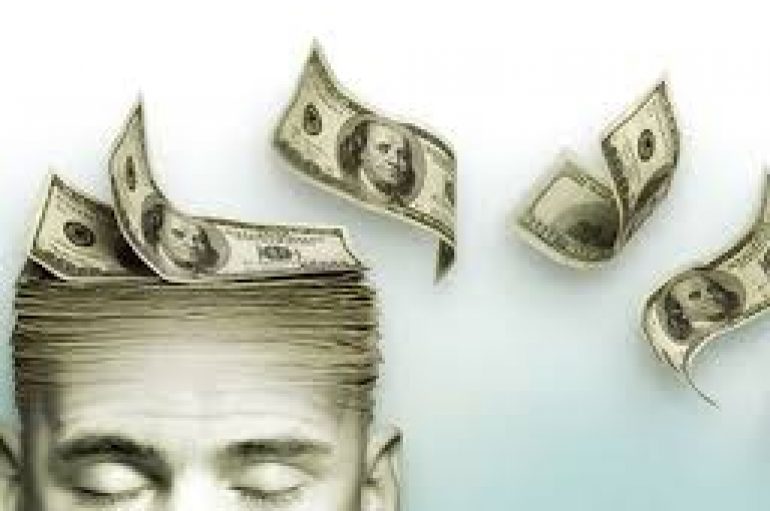 Si të trajtoni trurin për të kursyer para