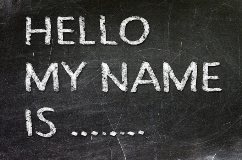 Pse është e vështirë të ndërrosh mbiemrin