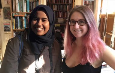 18-vjeçarja nuk kishte ku të falej, komuniteti i hap dyert