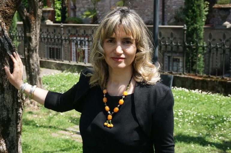 Poetja shqiptare fiton çmimin e parë në Itali