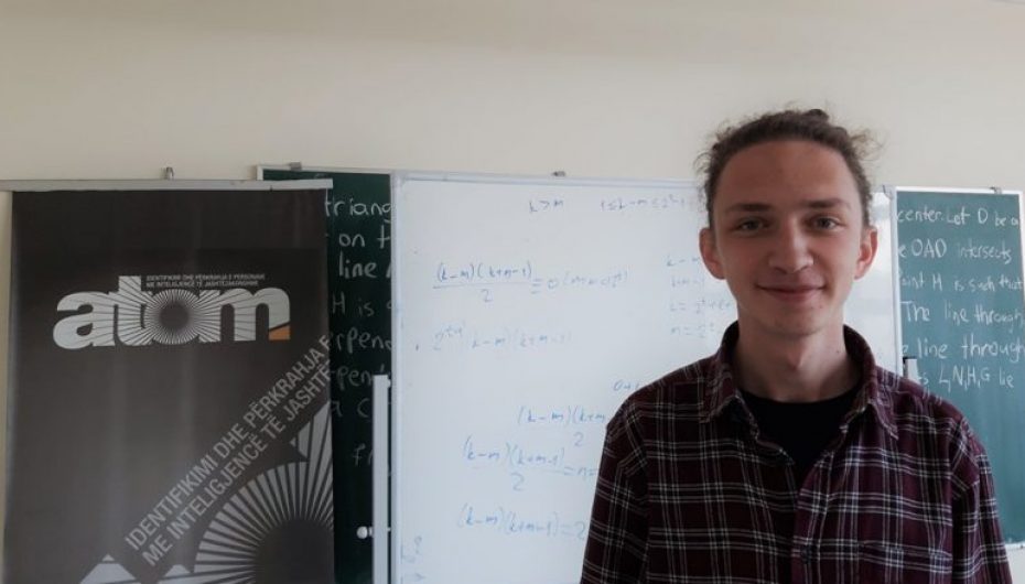 Atomisti nga Shqipëria pranohet në universitetin më të mirë në botë