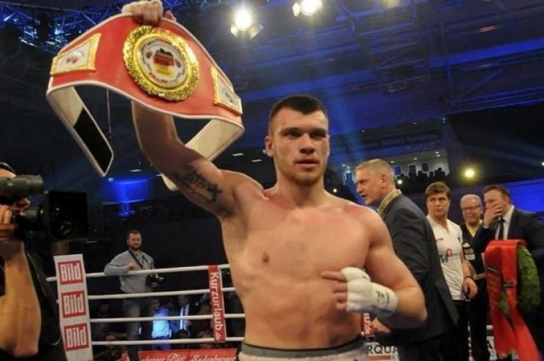 21 vjeçari shqiptar, kampion bote