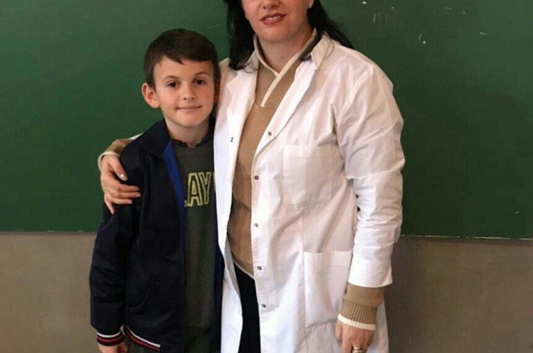 Roli i mësuesit në nxitjen e një mendjeje krijuese