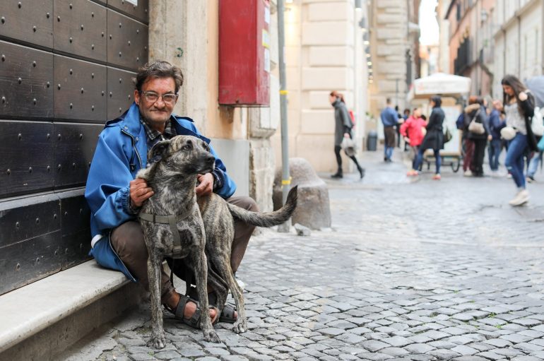 “Qeni më ndihmoi të lë heroinën”