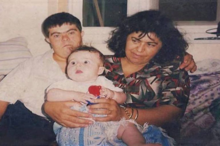Babai me sindromën Down frymëzon djalin e tij