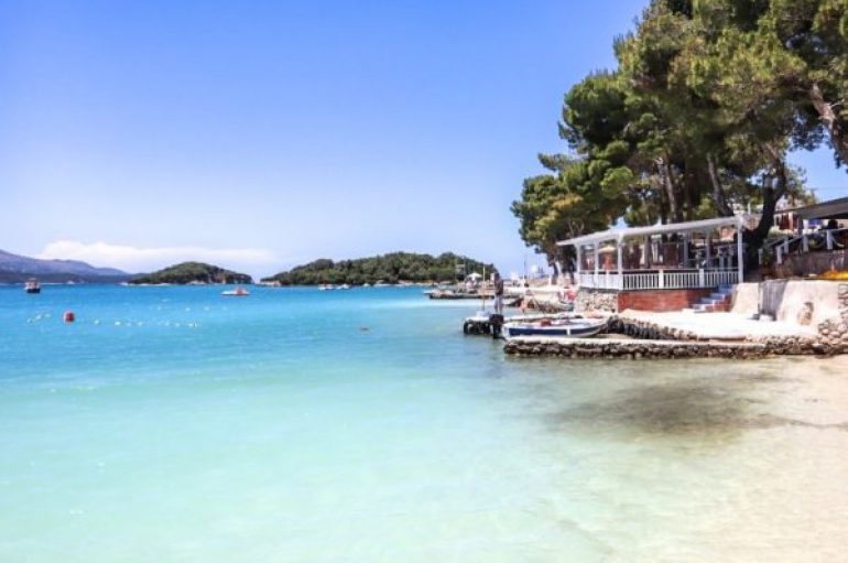 Ksamili, aty ku ndihesh si në parajsë