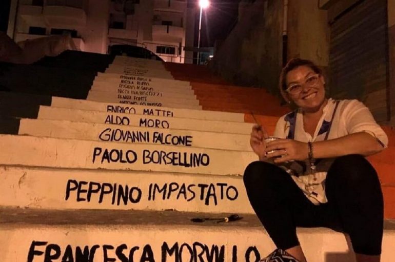 Shkallët e Ligjshmërisë, me emrat e viktimave të mafias