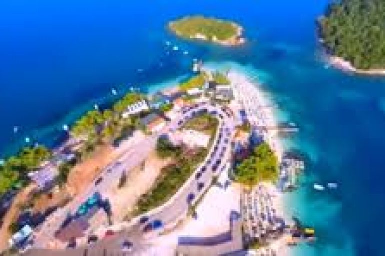 Media italiane: Shanset që Shqipëria ofron për të rinjtë