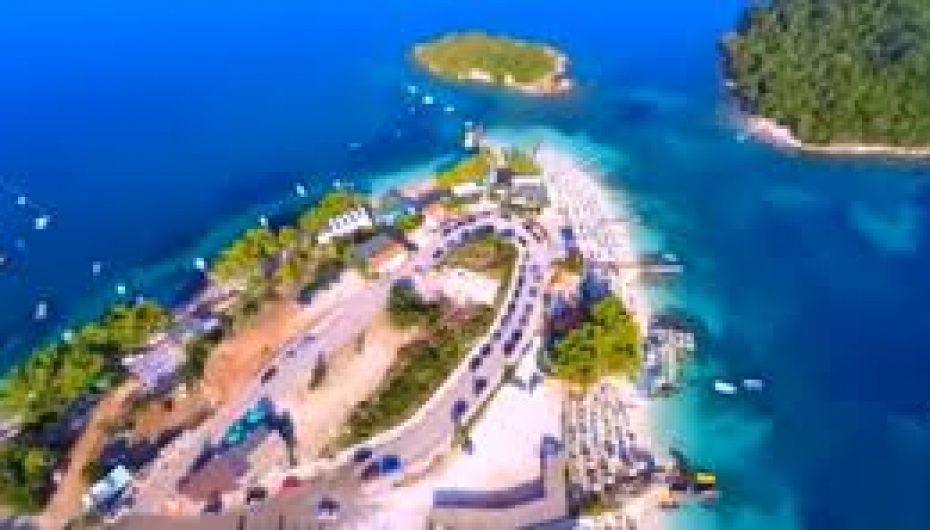 Media italiane: Shanset që Shqipëria ofron për të rinjtë