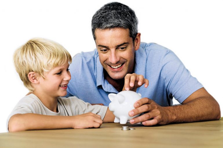 Pavarësisht dëshirës për fëmijë, shqiptarët preferojnë familjet e vogla