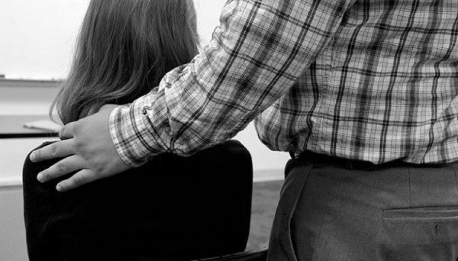 Vendet ku ndodh ngacmimi seksual: Rruga dhe shkolla më të rrezikshmet