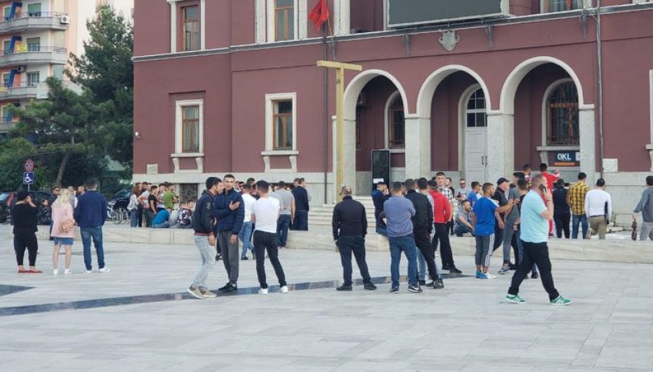 Të rinjtë e Durrësit të informuar për shëndetin