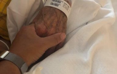 Zyrtarja e policisë kujdeset për të vetmuarin për 2 vjet pasi e takoi për herë të parë në detyrë