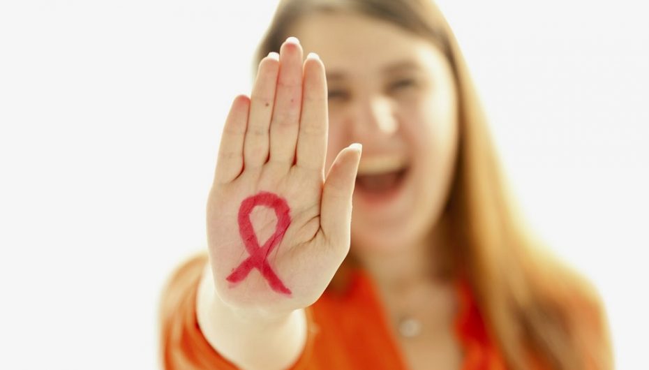 Testimi për HIV, vetëm 1% e të rinjve shqiptarë e kanë kryer