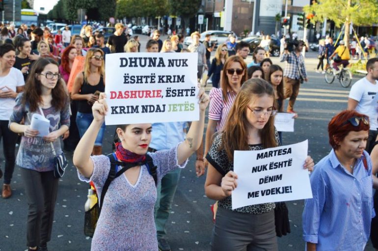 Fuqizimi i vajzave adoleshente