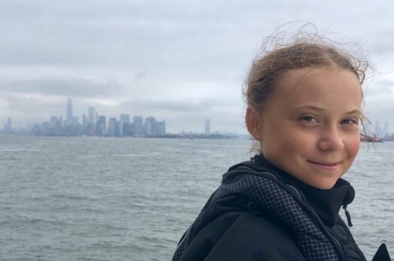 Vajza autike nominohet për çmimin “Nobel” të Paqes