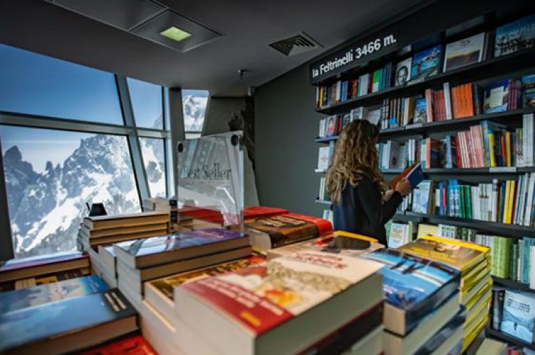 Libraria më e lartë në Europë, në Malin e Bardhë në lartësinë 3.466 metra