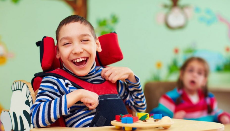 E moshuara lë trashëgimi 200,000 € për familjet me fëmijë me aftësi të kufizuara