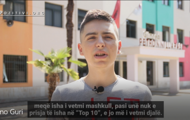 Rei, i vetmi djalë në 10 maturantët më të mirë në Shqipëri