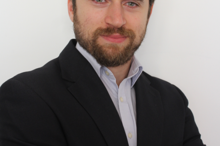 Josif, shqiptari që punon si profesor i Inteligjencës Artificiale