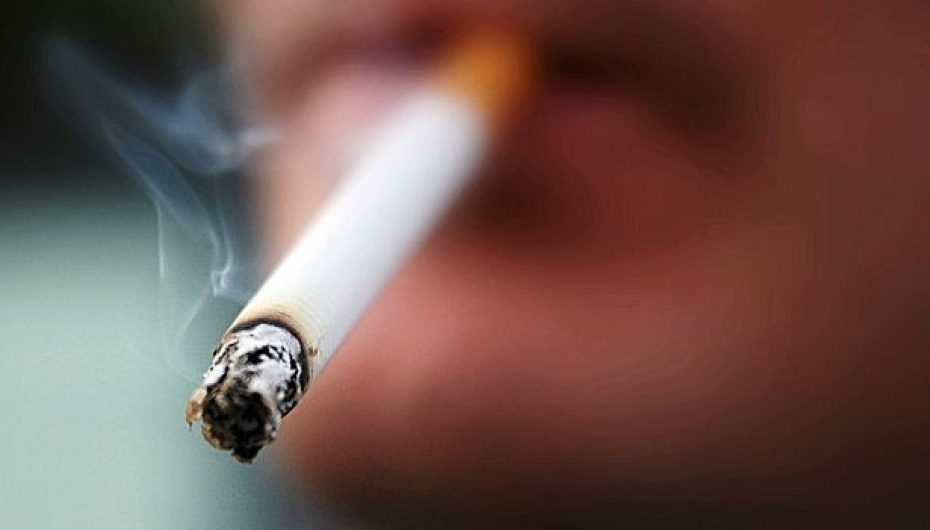 Shkencëtarët paralajmërojnë për dëmet e pirjes së duhanit